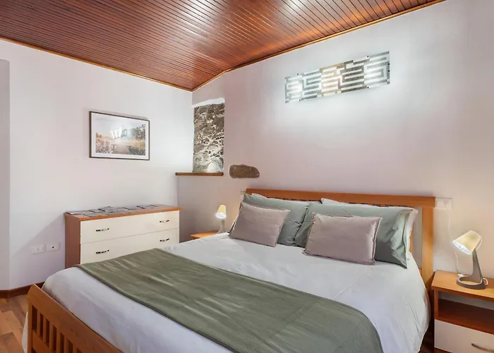 Il Vicolino Casa vacanze Pettenasco
