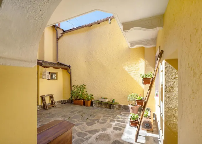 Il Vicolino * Pettenasco